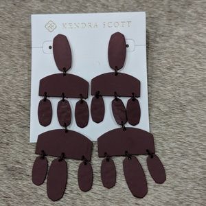 Kendra Scott Emmet earrings